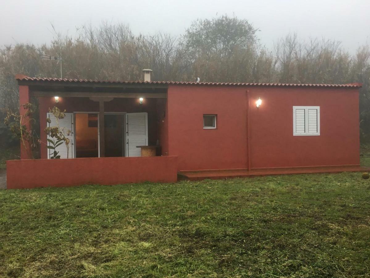 Villa Rafael Vega de San Mateo Exterior photo